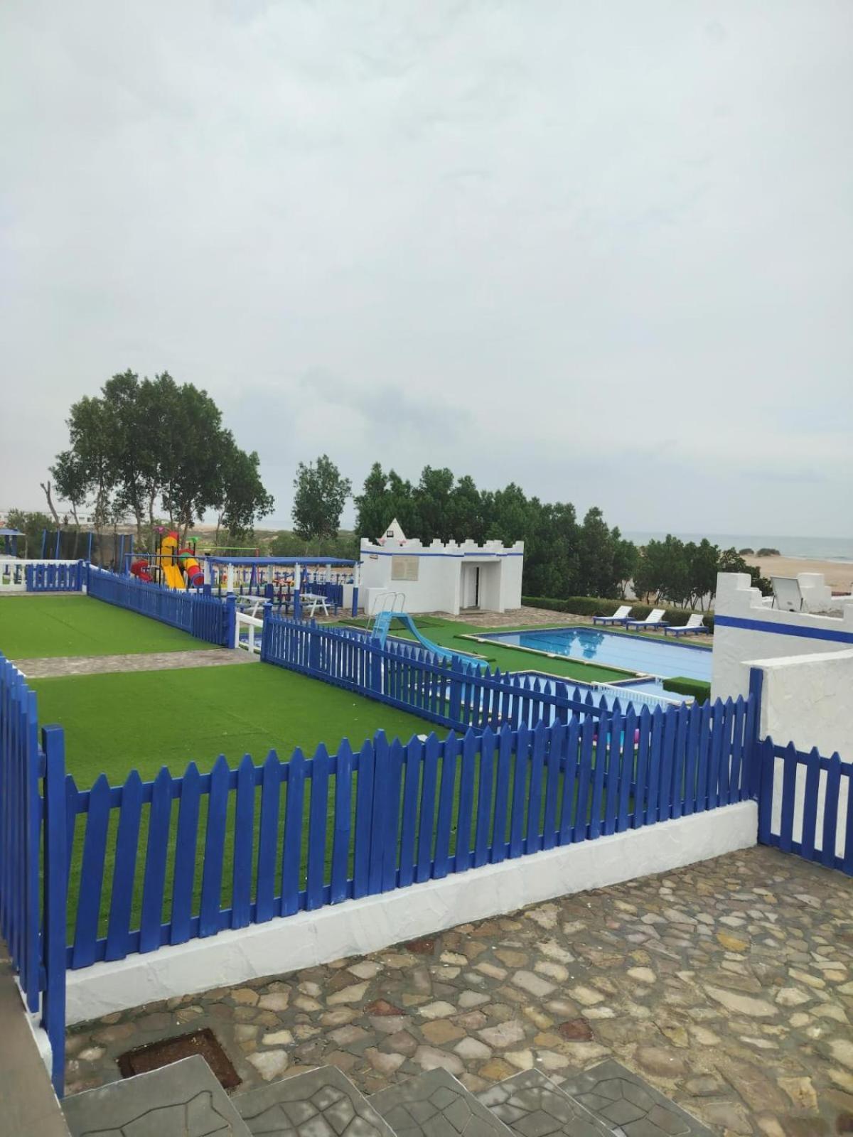 Al-Ashkhara Beach Resort منتجع شاطئ الأشخرة Al Sharqiyah Exterior foto