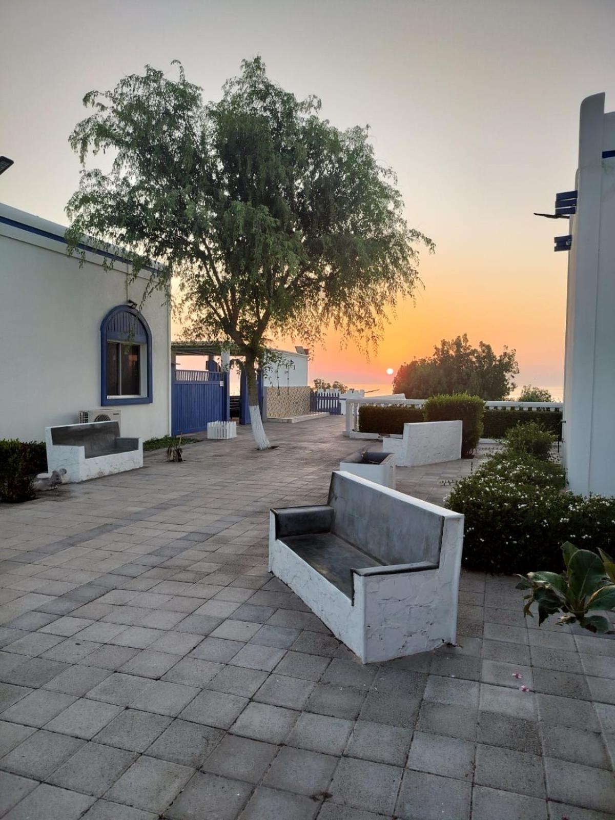 Al-Ashkhara Beach Resort منتجع شاطئ الأشخرة Al Sharqiyah Exterior foto